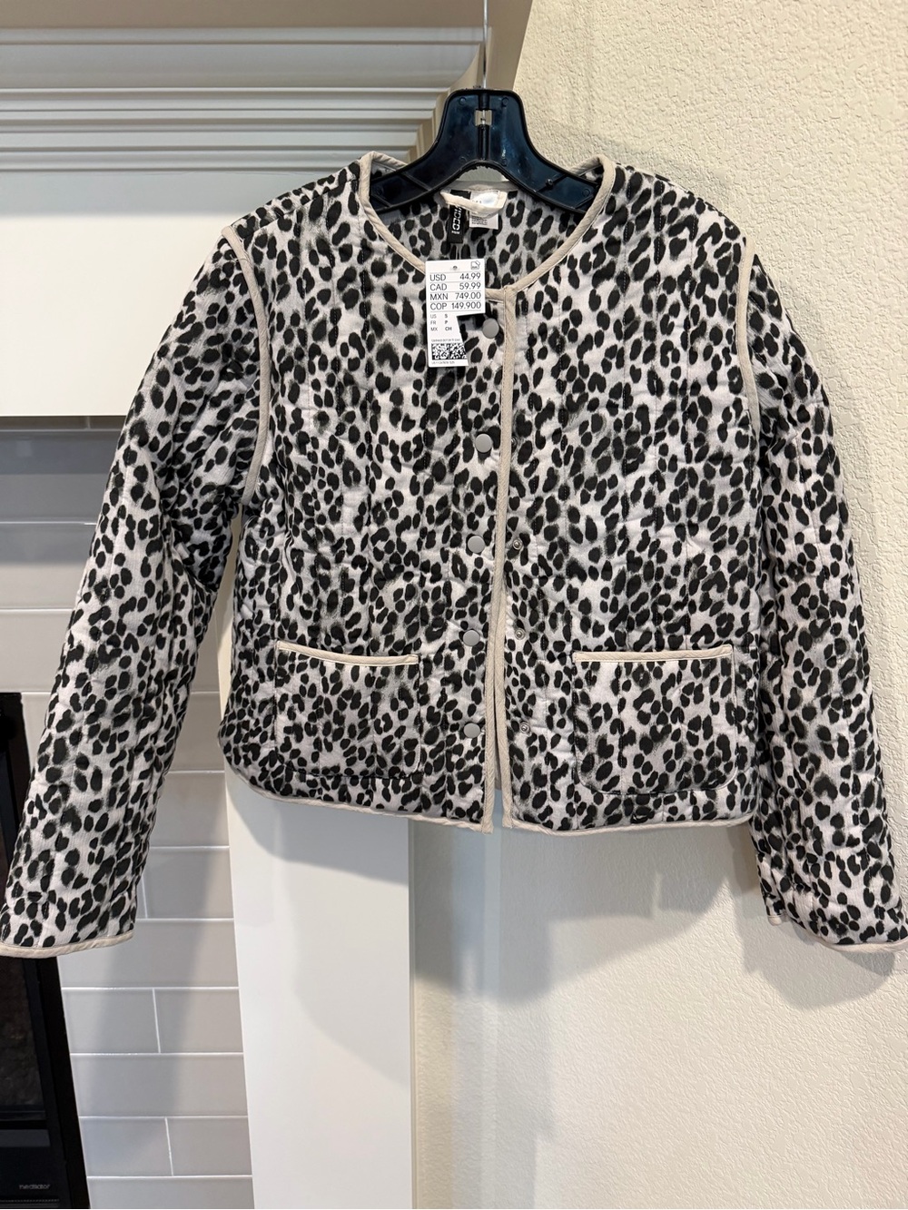 H&M Leopard-Print Quilted Bomber Jacket - Black & White